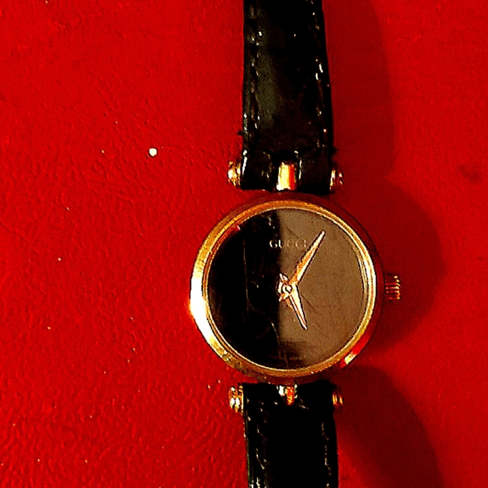 Vintage Gucci watch